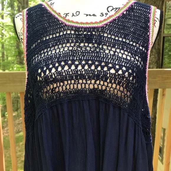 Woman’s Blue Crocheted Tank Top - Picture 3 of 8